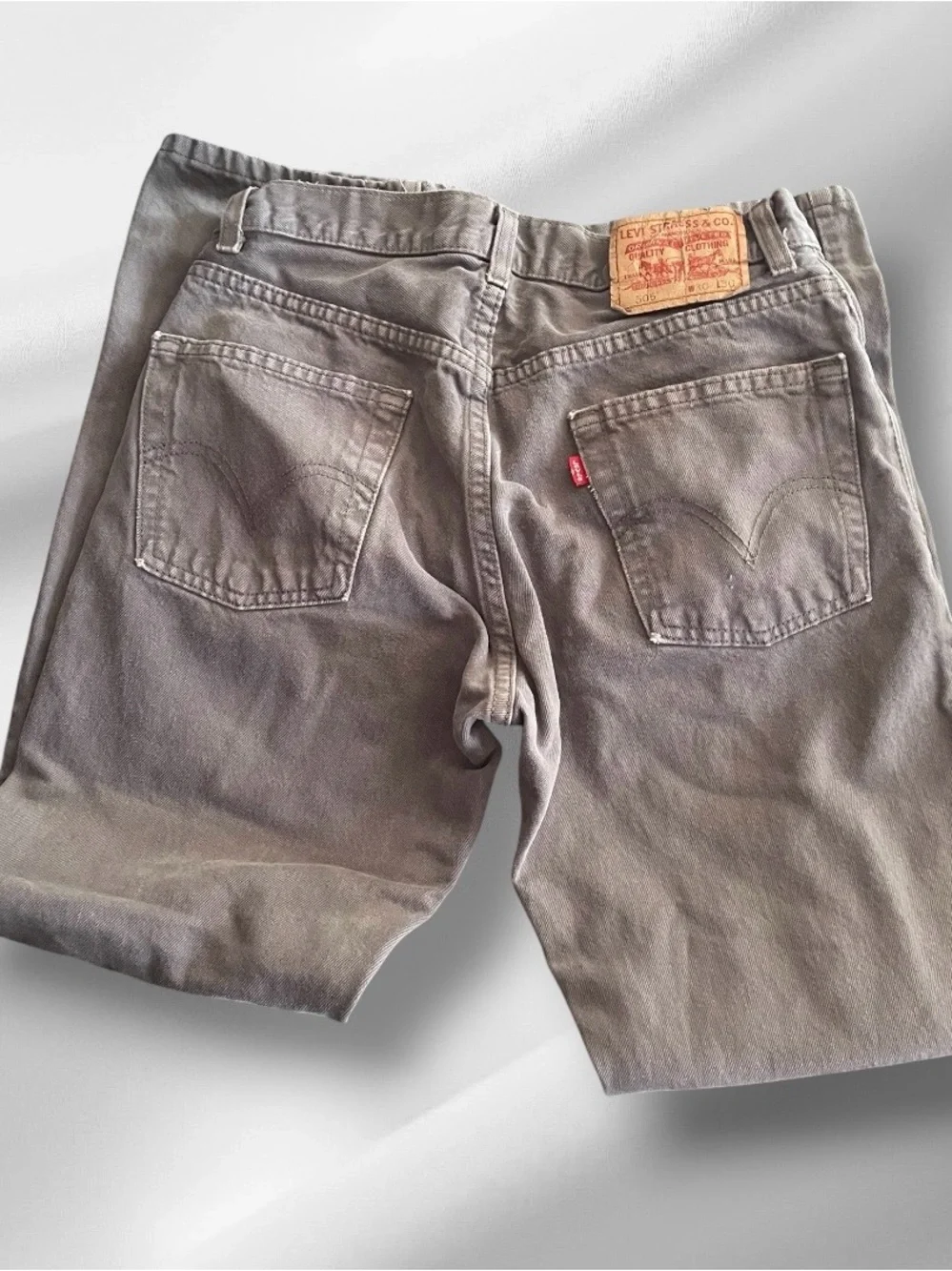 Levi's Men's Relaxed Fit Gray Denim Jeans